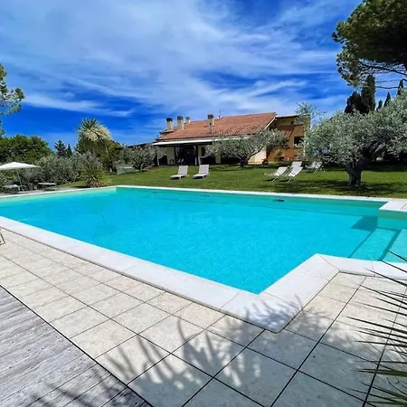 Sole Vino - Sensational Holiday Venue - Central Location - Sleeps 15 Belvedere (Perugia)