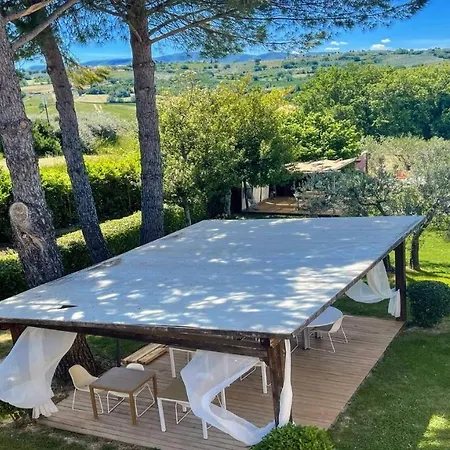 Sole Vino - Sensational Holiday Venue - Central Location - Sleeps 15