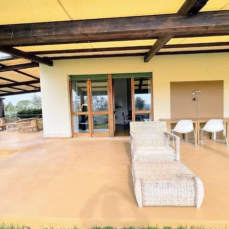 Sole Vino - Sensational Holiday Venue - Central Location - Sleeps 15 Villa