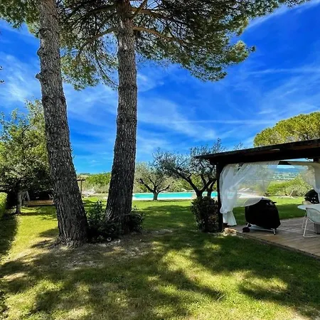 Sole Vino - Sensational Holiday Venue - Central Location - Sleeps 15 *