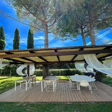 Sole Vino - Sensational Holiday Venue - Central Location - Sleeps 15 Villa Belvedere (Perugia)