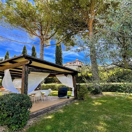 Sole Vino - Sensational Holiday Venue - Central Location - Sleeps 15 Villa *