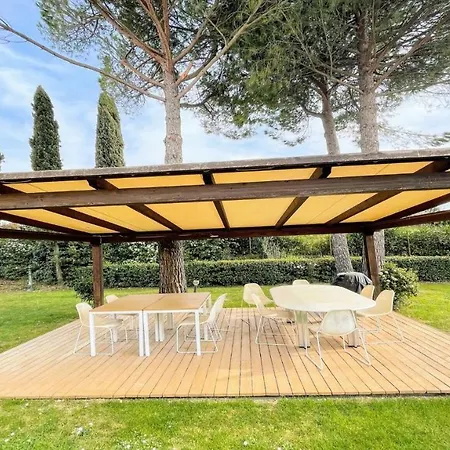 Sole Vino - Sensational Holiday Venue - Central Location - Sleeps 15 Villa *