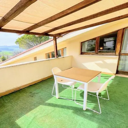 Sole Vino - Sensational Holiday Venue - Central Location - Sleeps 15