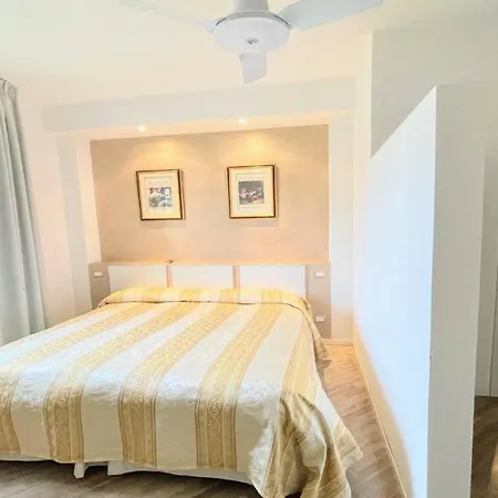 Sole Vino - Sensational Holiday Venue - Central Location - Sleeps 15 Villa Belvedere (Perugia)