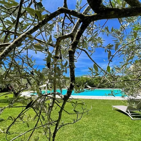 Villa Sole Vino - Sensational Holiday Venue - Central Location - Sleeps 15